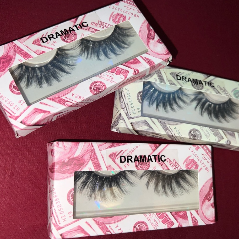 EYELASHES